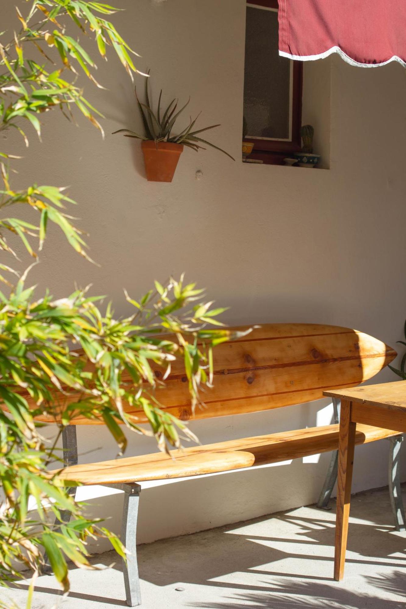 L'Escale Surf Hostel - Auberge De Jeunesse Guethary Bagian luar foto